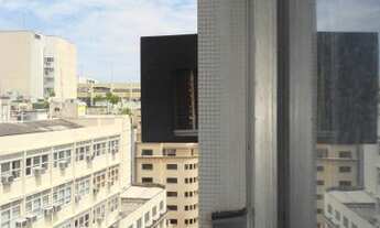 Imagem 3: Sala ampla, vista privilegiada, clara, com banheiro, no coração do Rio