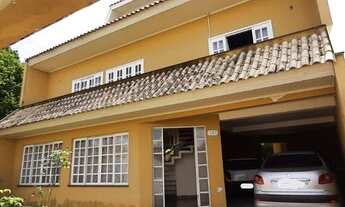 Imagem 6: Casa Com 03 Pavimentos com Área de Jardim!