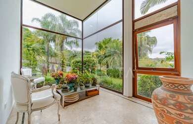 Imagem 5: Casa clássica à venda no Alphaville Residencial Zero com 4 suítes