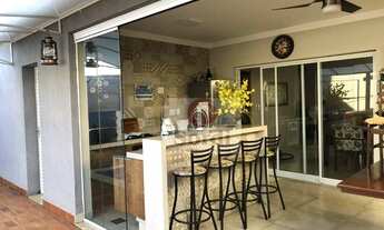 Imagem: Sobrado com 3 dormitórios, sendo 1 suíte