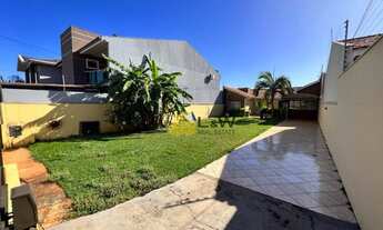 Imagem 5: Casa com amplo quintal de 400m² à venda por R$ 750.000 - Jardim Panorama - Foz do Iguaçu/P