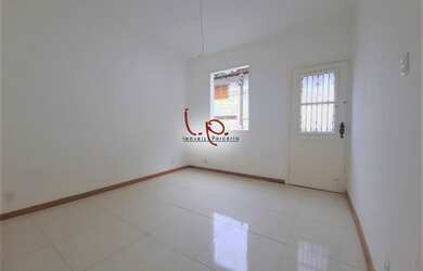 Imagem 5: Ótima Casa Linear na Castelânea, Toda Reformada, 3 Qts (1 suíte), Local Seguro, Aceita Fin