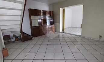 Imagem: Sobrado com 2 quartos à venda em Chácara