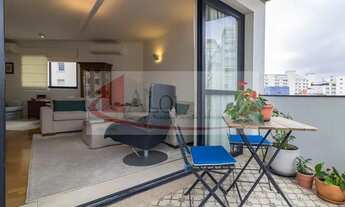 Imagem 3: Apê Iluminado, em andar alto, na Avenida Higienópolis com 2 vagas de garagem! 143m² úteis