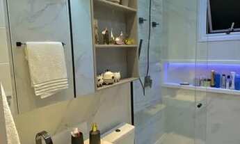 Imagem 6: Casa para venda possui 100 metros quadrados com 4 quartos em Centro - Curitiba - Paraná