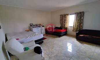 Imagem 5: Casa para aluguel possui 250 metros quadrados com 4 quartos