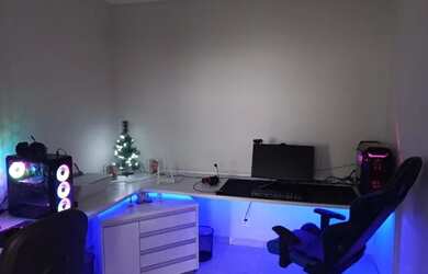 Imagem 5: Casa a venda no Bairro: Parque dos Flamboyans .O imóvel conta com 03 dormitórios, sendo 02