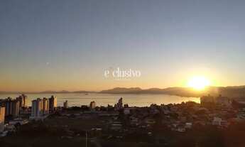 Imagem 7: Lindo apartamento em Capoeiras, sendo Porteira Fechada com VISTA MAR!