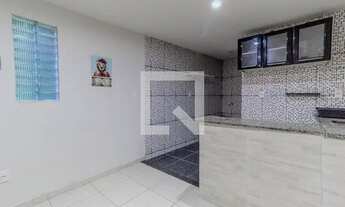 Imagem 2: Apartamento para Aluguel - Catete, 1 Quarto, 33 m2