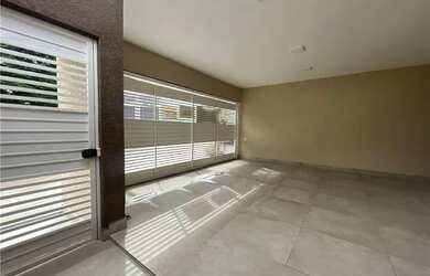 Imagem 2: Casa a venda com 3 dormitórios - Bragança Paulista