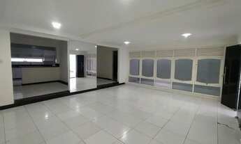 Imagem 4: Alugo casa com 3 qtos+dependência completa no centenário