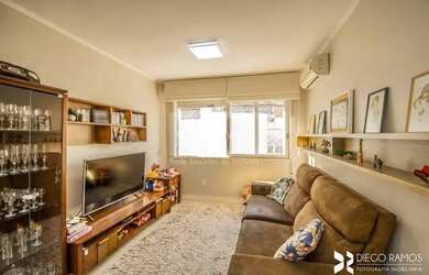 Imagem 2: Apartamento para Venda - 82m², 3 dormitórios, 1 vaga - Petrópolis