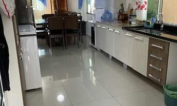 Imagem 6: Casa em Itapoá com Piscina e a 1 quadra do mar