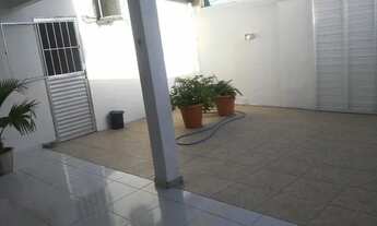 Imagem 3: Vendo Casa na Gruta de Lourdes