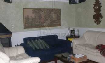 Imagem 2: Casa no Jardim Itatinga, em Rua Fechada, próximo ao Horto, 4 quartos, 2 suítes, piscina, 4