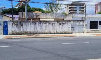 Imagem: Casa com 238m² e Área 406m² com 5 Qts