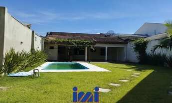 Imagem 4: Casa com piscina e 4 quartos a venda em Guaratuba