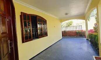 Imagem 3: CONDOMÍNIO DOS ADVOGADOS, 250m2 , 2 SUÍTES COM CLOSET, VARANDA, PISCINA, JARDIM, 4 VAGAS