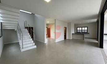 Imagem 5: Casa em condomínio para venda com 03 quartos e 02 vagas de garagem - 350m² no bairro Urban