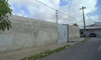 Imagem 2: DAMAS - Terreeno com Topografia Plana com Área Aproximada de 2.283,00 m², Esquina das Ruas