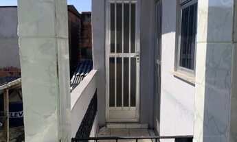 Imagem: ALUGA-SE CASA / APARTAMENTO NO SEGUNDO ANDAR