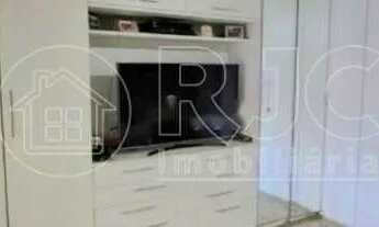 Imagem 7: Casa para venda possui 478 metros quadrados com 5 quartos em Vila Isabel - Rio de Janeiro