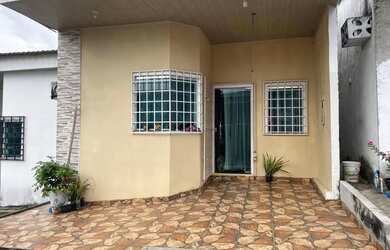 Imagem: Casa em Residencial Fechado na Colônia