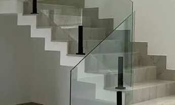 Imagem 5: Sobrado para venda tem 375 metros quadrados com 4 quartos em Jardins Itália - Goiânia - GO