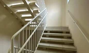 Imagem 2: Apartamento 1 Quarto Mobiliado e com garagem no Cristo Rei Próximo ao Mercado Municipal