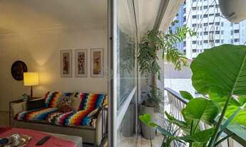 Imagem 7: Apartamento reformado com varanda na Praia das Pitangueiras, Guaruja