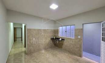 Imagem: Casa com 2 quartos para alugar