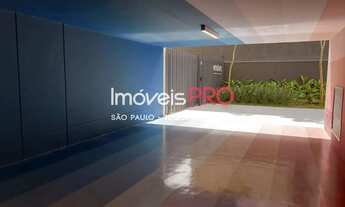 Imagem 3: Loja totalmente revestida em vidro