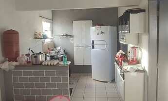 Imagem: Vende-se o primeiro andar de uma casa