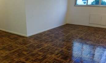 Imagem 5: Rua Afonso Pena junto ao metrô. Excelente Localização e Apartamento. 80m2 com Garagem