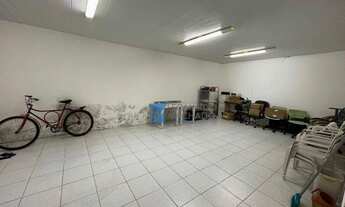 Imagem 2: Prédio comercial com 5 salas, recepção