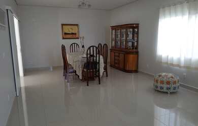 Imagem 4: Casa de condomínio sobrado para venda tem 392 metros quadrados com 3 quartos