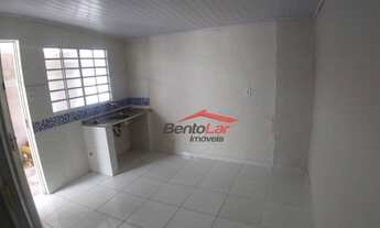 Imagem 2: Kitnet com 1 dormitório para alugar, 30 m² por R$ 650,00/mês - Vila Sabrina - São Paulo/SP