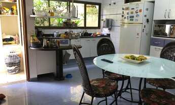 Imagem 6: Casa de condomínio sobrado para venda possui 280 metros quadrados com 4 quartos