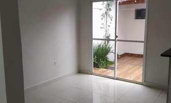 Imagem 7: Casa em Condomínio para Venda em Uberlândia, Terra Nova I, 3 dormitórios, 2 banheiros, 2 v