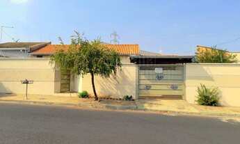 Imagem: Casa à venda no Jardim São Francisco em