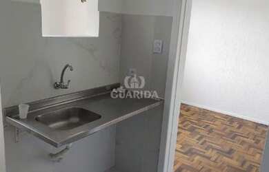 Imagem 5: Apartamento de 1 dormitório no bairro Santo Antônio, bem localizado em Porto Alegre