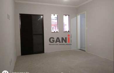 Imagem 4: Casa 3 dormitórios 1 suíte totalmente reformada a venda