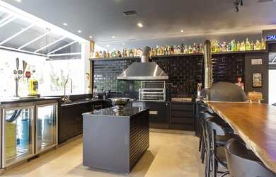 Imagem 2: Casa Residencial para venda e locação, Residencial Tamboré 2, Santana de Parnaíba -