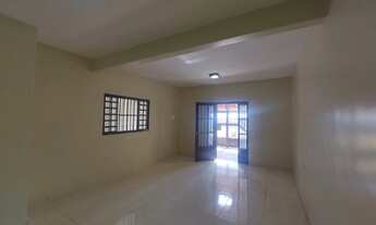 Imagem 7: Samambaia Norte QR 401 Casa 02 quartos reformada desocupada