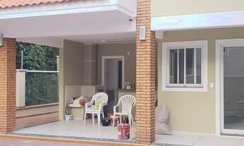 Imagem 2: Casa de condomínio para venda possui 352 metros quadrados com 4 quartos