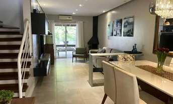 Imagem 1: Casa para venda tem 190 m2 com 3 quartos no condomínio Scenic