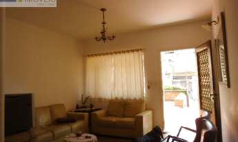 Imagem 3: Sobrado com edicula, entrada lateral