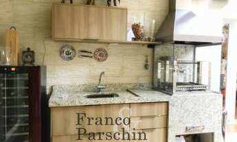 Imagem 3: Casa de condomínio para venda tem 326 metros quadrados com 4 quartos