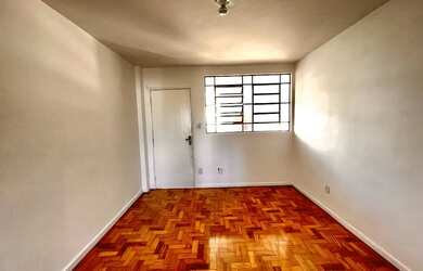 Imagem 2: Apartamento com 2 dormitórios para alugar, 73 m² por R$ 1.200,00/mês - Santa Efigênia - Sã
