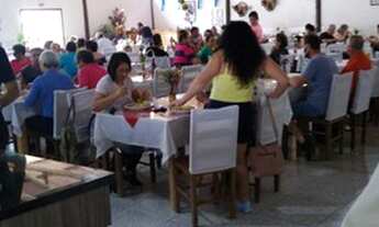 Imagem 2: Terreno com 6.148 m² - casa com 266 m² e galpão com restaurante com 350 m²